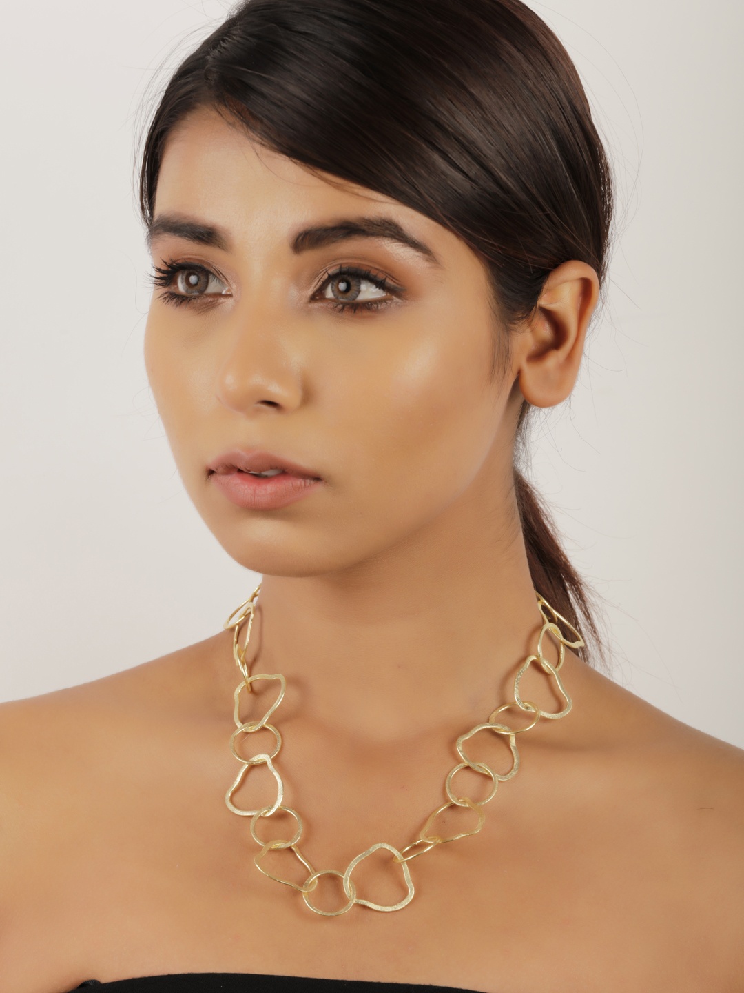 

STILSKII Unisex Gold Plated Brass Interlinked Chain Necklace
