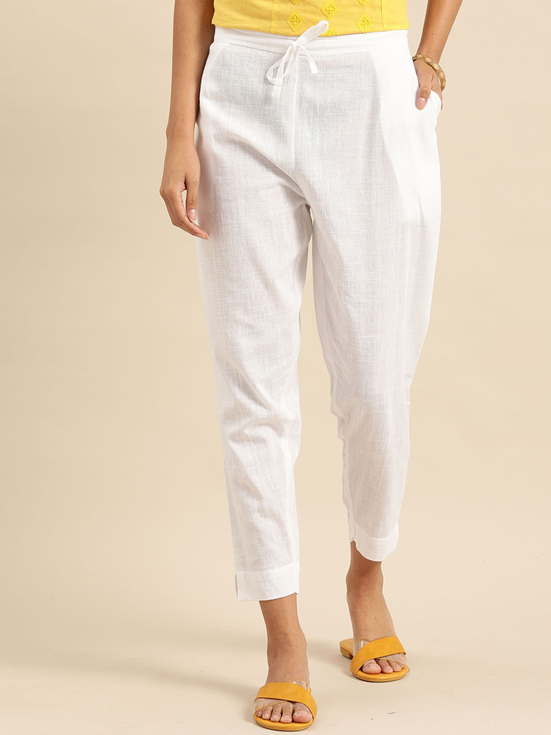 

Roly Poly Women White Relaxed Easy Wash Pleated Trousers