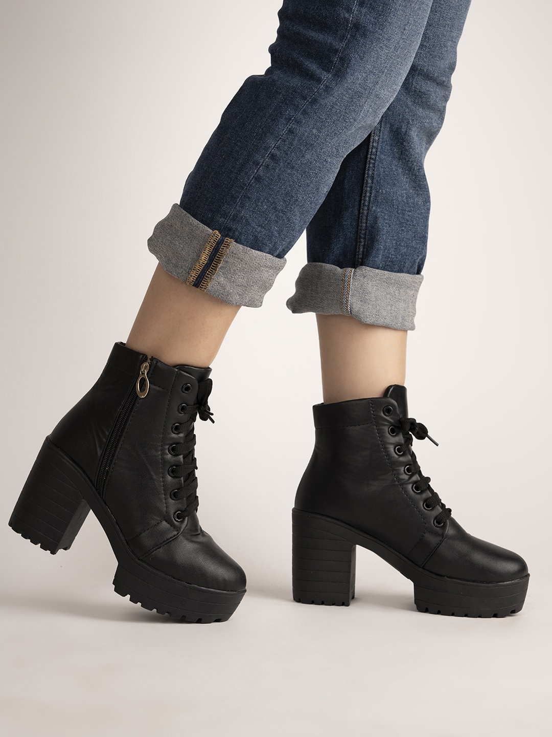 

Shoetopia Girls Black Block Heeled Boots
