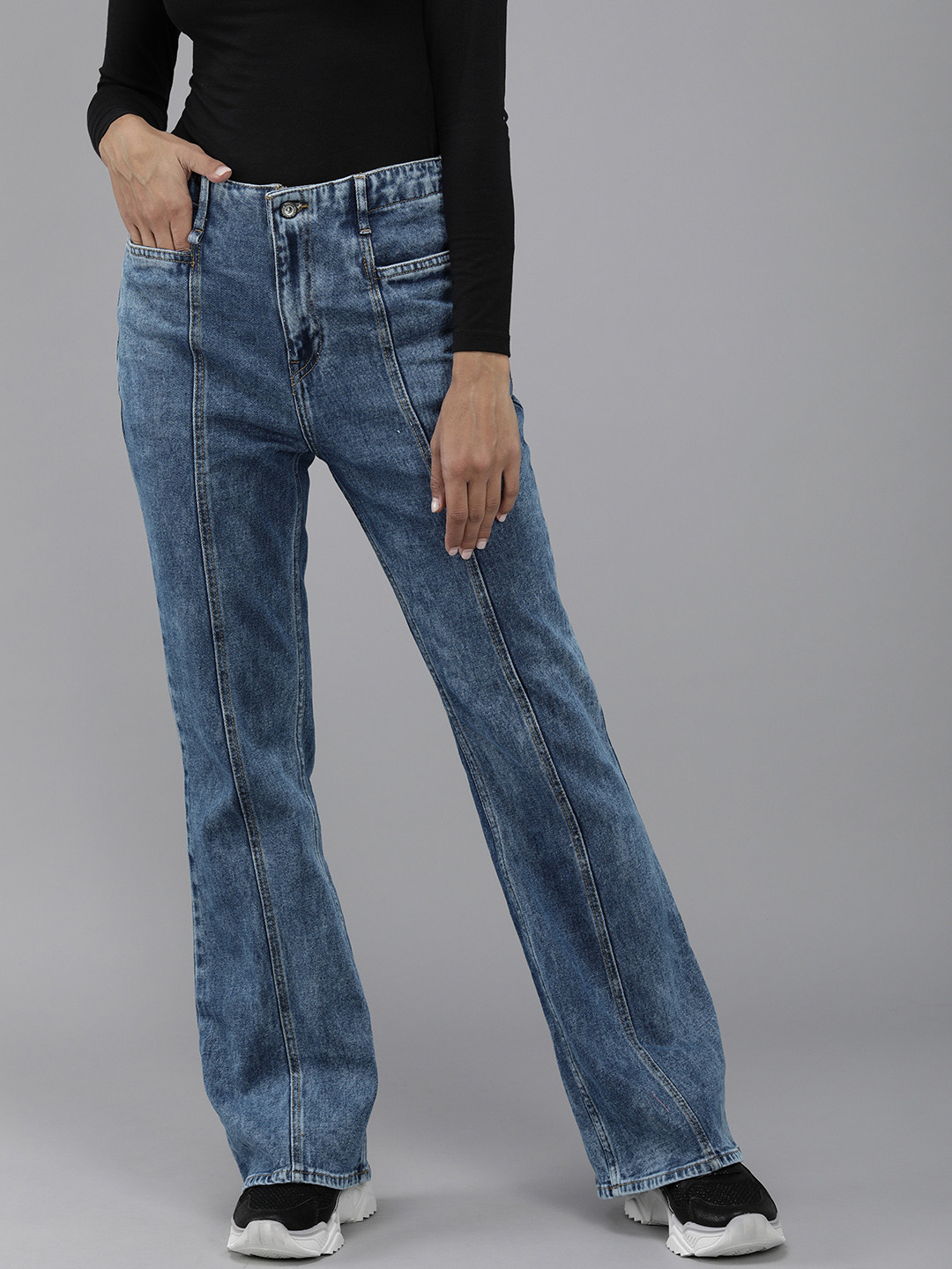 

Roadster Women Blue Flared High-Rise Slim Flared Stretchable Jeans