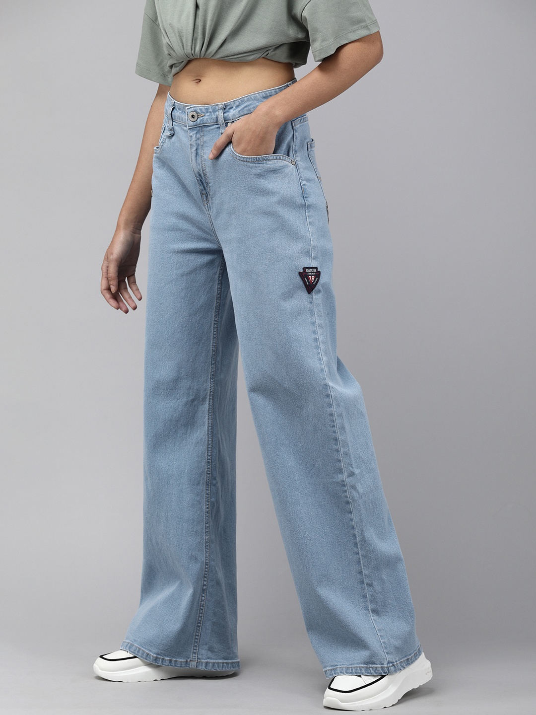 

Roadster Women Blue Wide Leg High-Rise Applique Stretchable Jeans