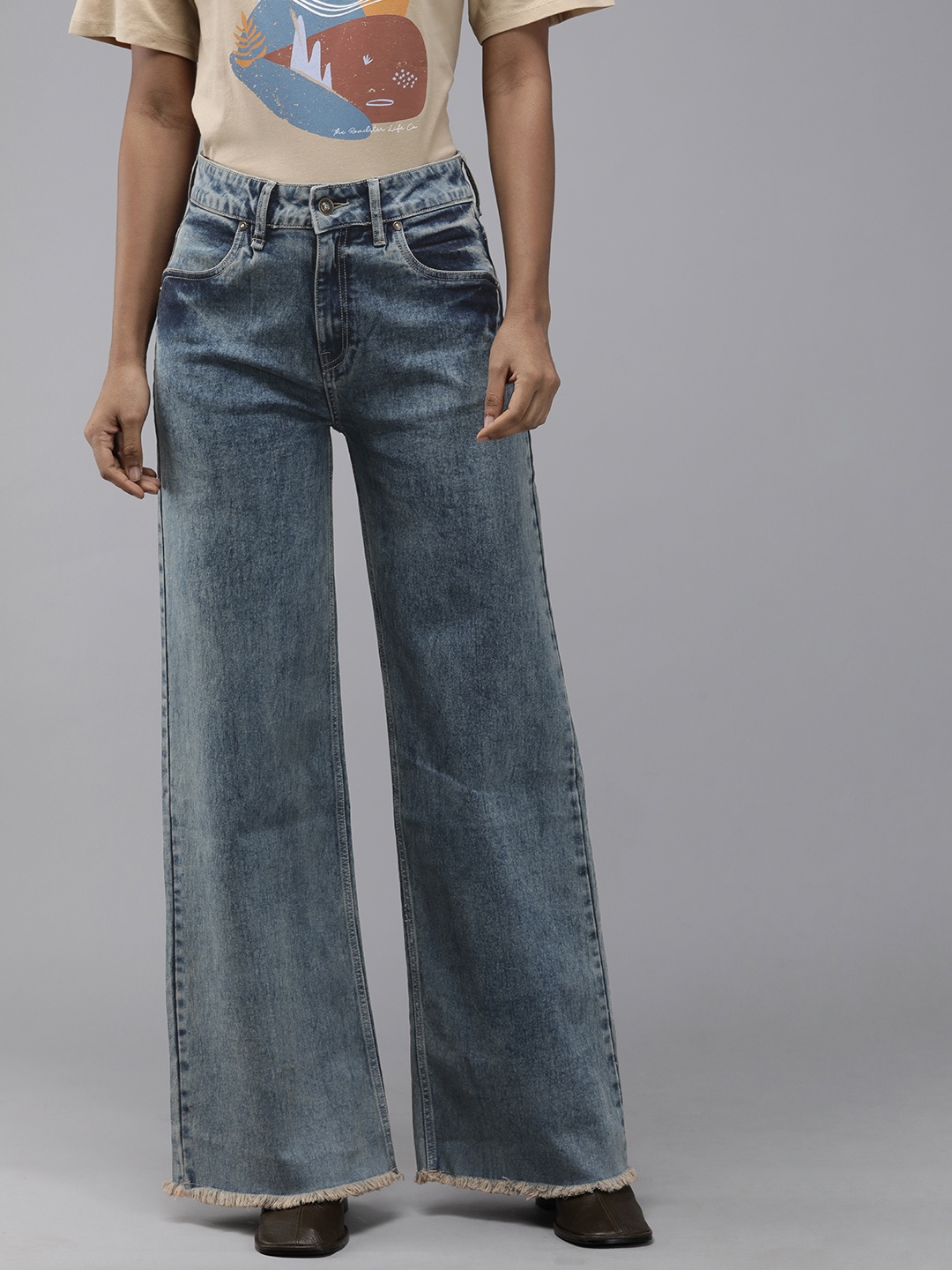 

Roadster Women Blue Wide Leg High-Rise Light Fade Stretchable Jeans