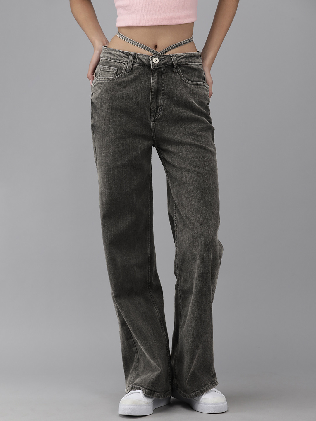 

The Roadster Lifestyle Co Women Grey Wide Leg Stretchable Jeans