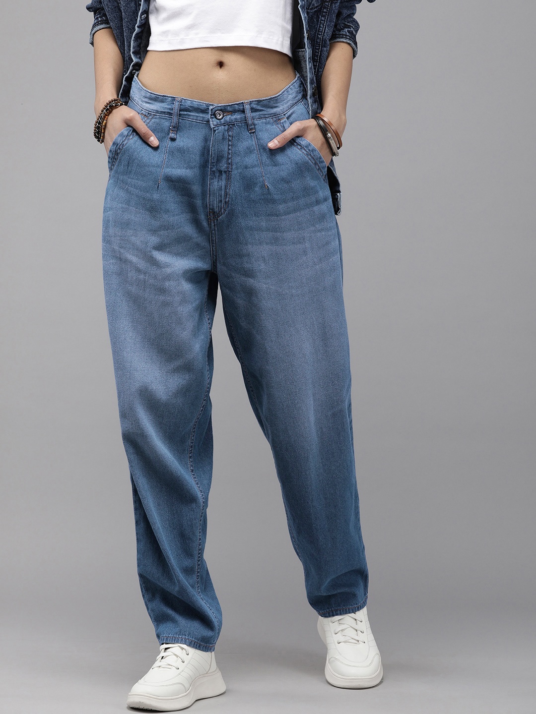 

Roadster Women Classy Blue Slouchy Fit Stretchable Jeans