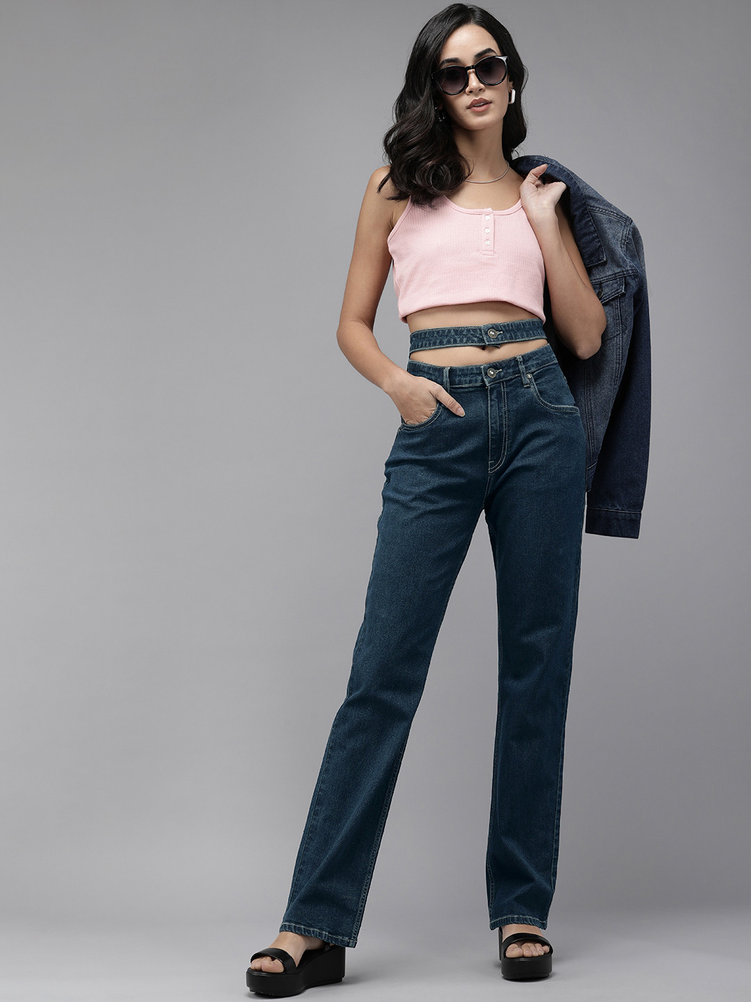 

Roadster Women Blue Straight Fit High-Rise Stretchable Jeans