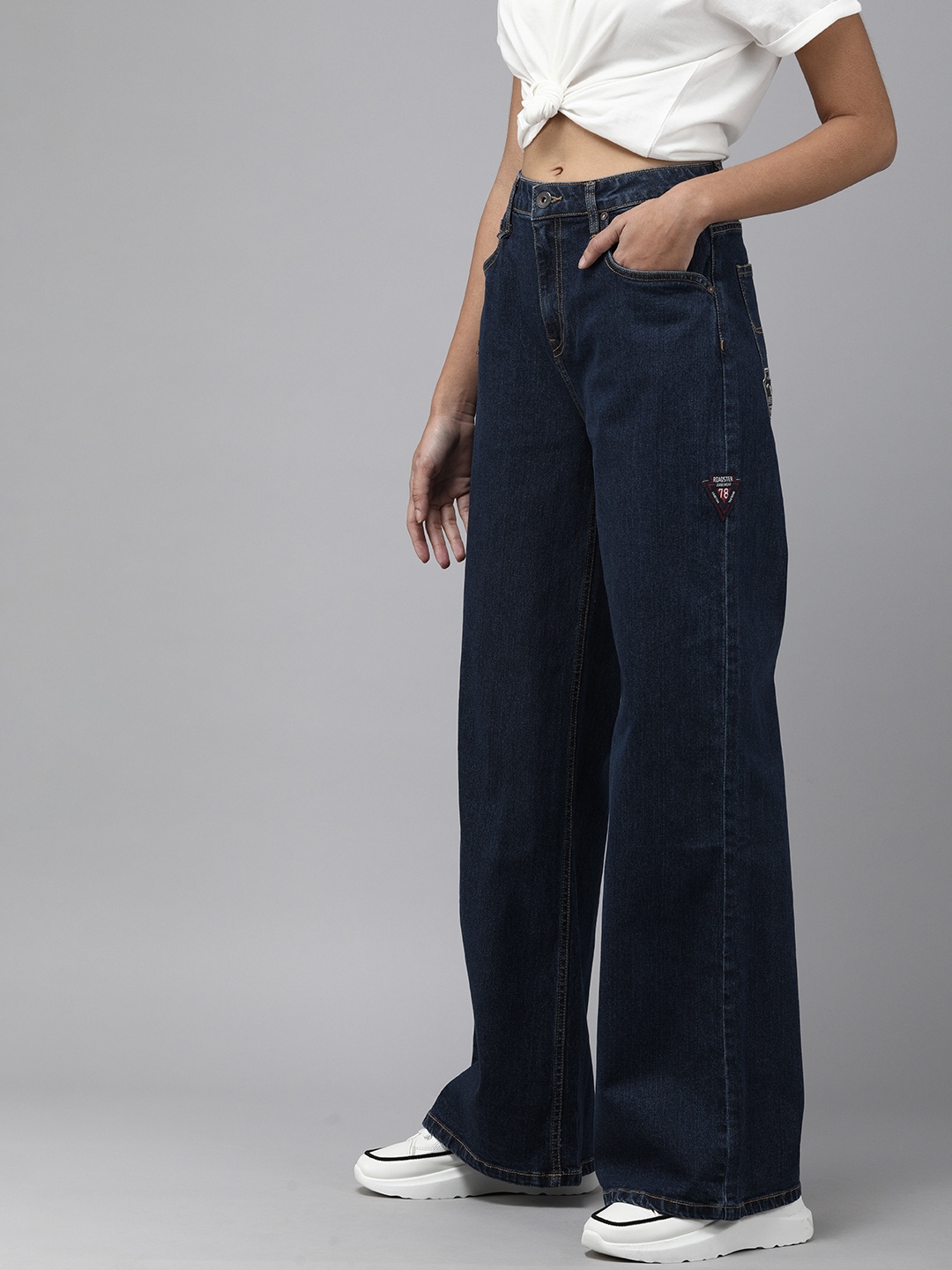 

Roadster Women Blue Wide Leg High-Rise Applique Stretchable Jeans