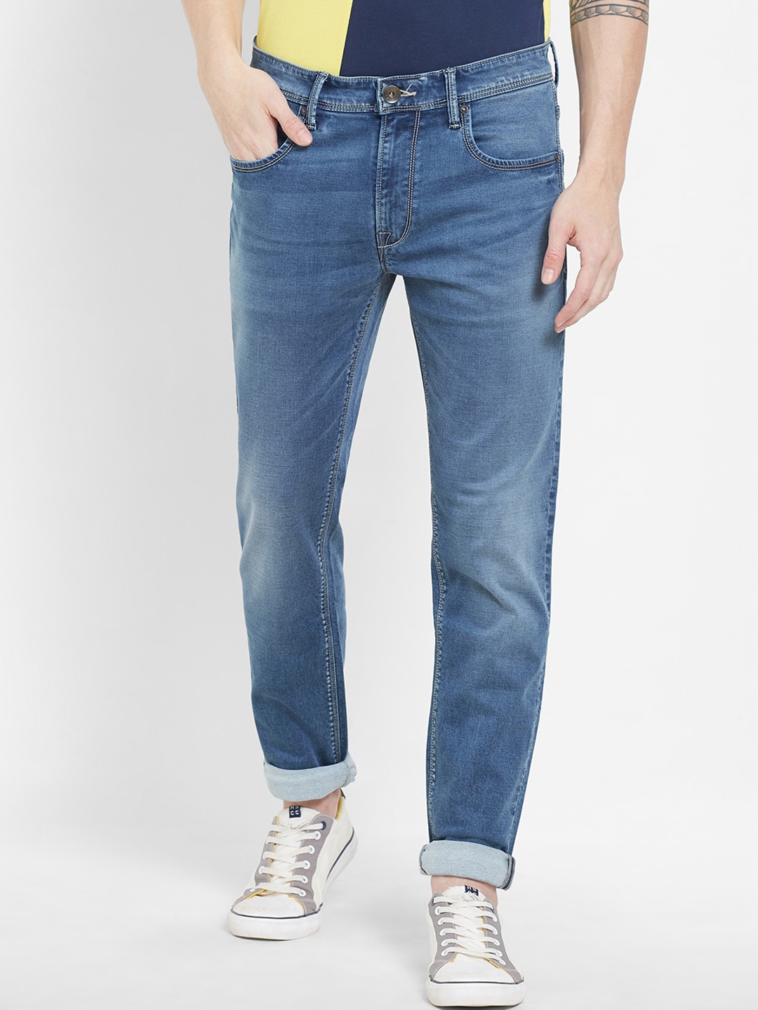

Pepe Jeans Men Blue Light Fade Stretchable Jeans