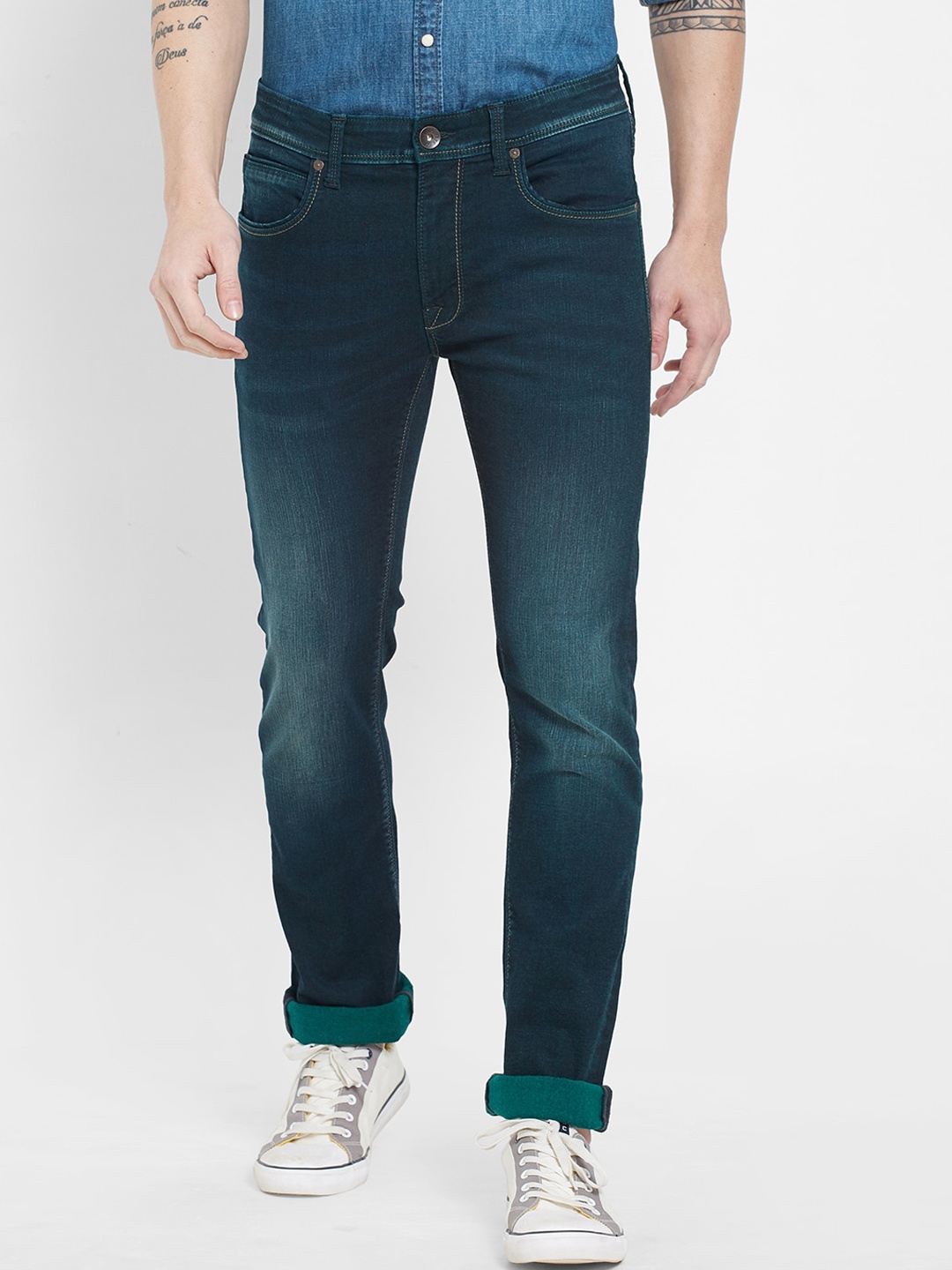 

Pepe Jeans Men Blue Light Fade Stretchable Jeans