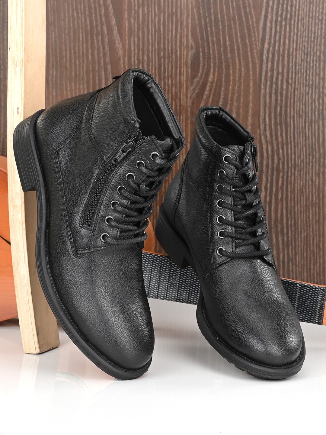 

MUZZATI Men Black Flat Boots