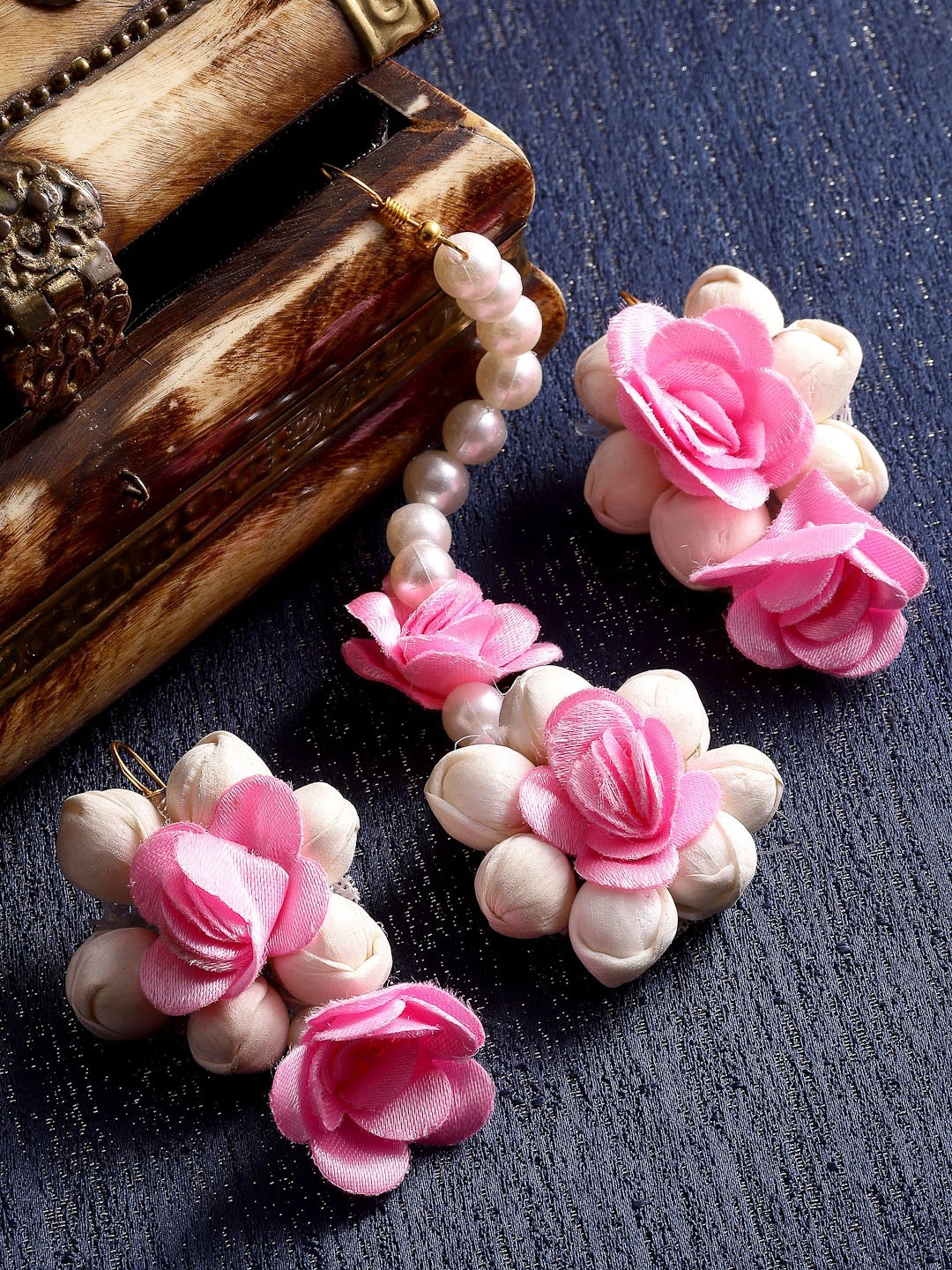 

ZENEME Pink Rose & White Beads Gota Patti Maang Tikka With Earring