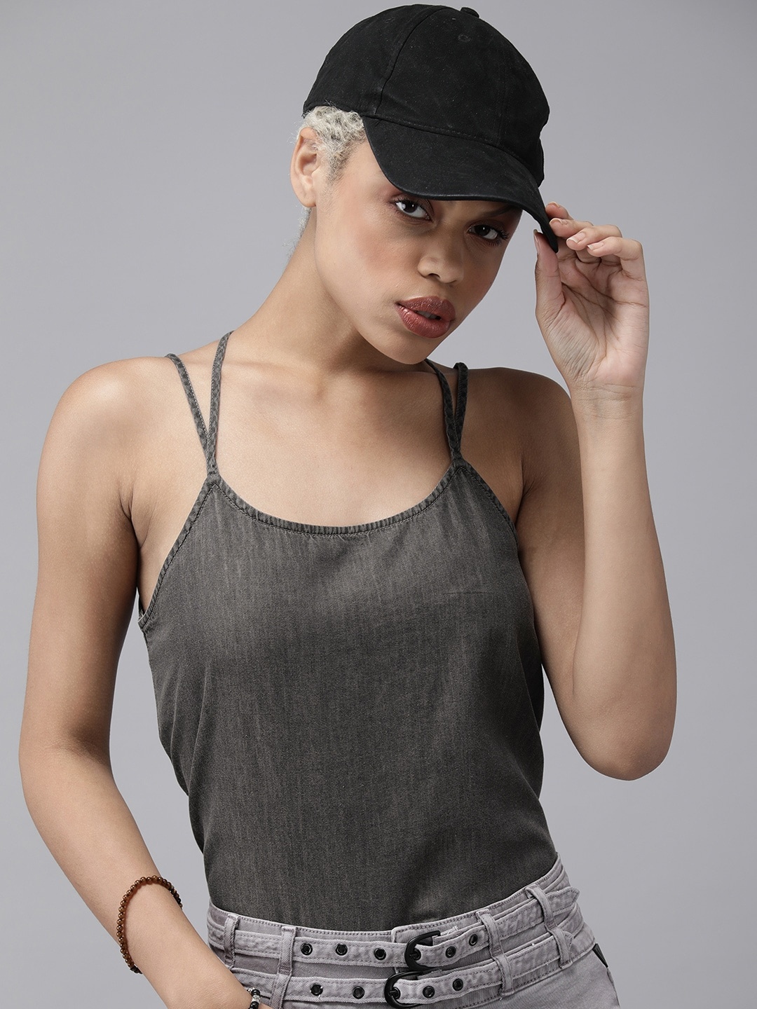 

The Roadster Lifestyle Co Women Charcoal Grey Solid Denim Top