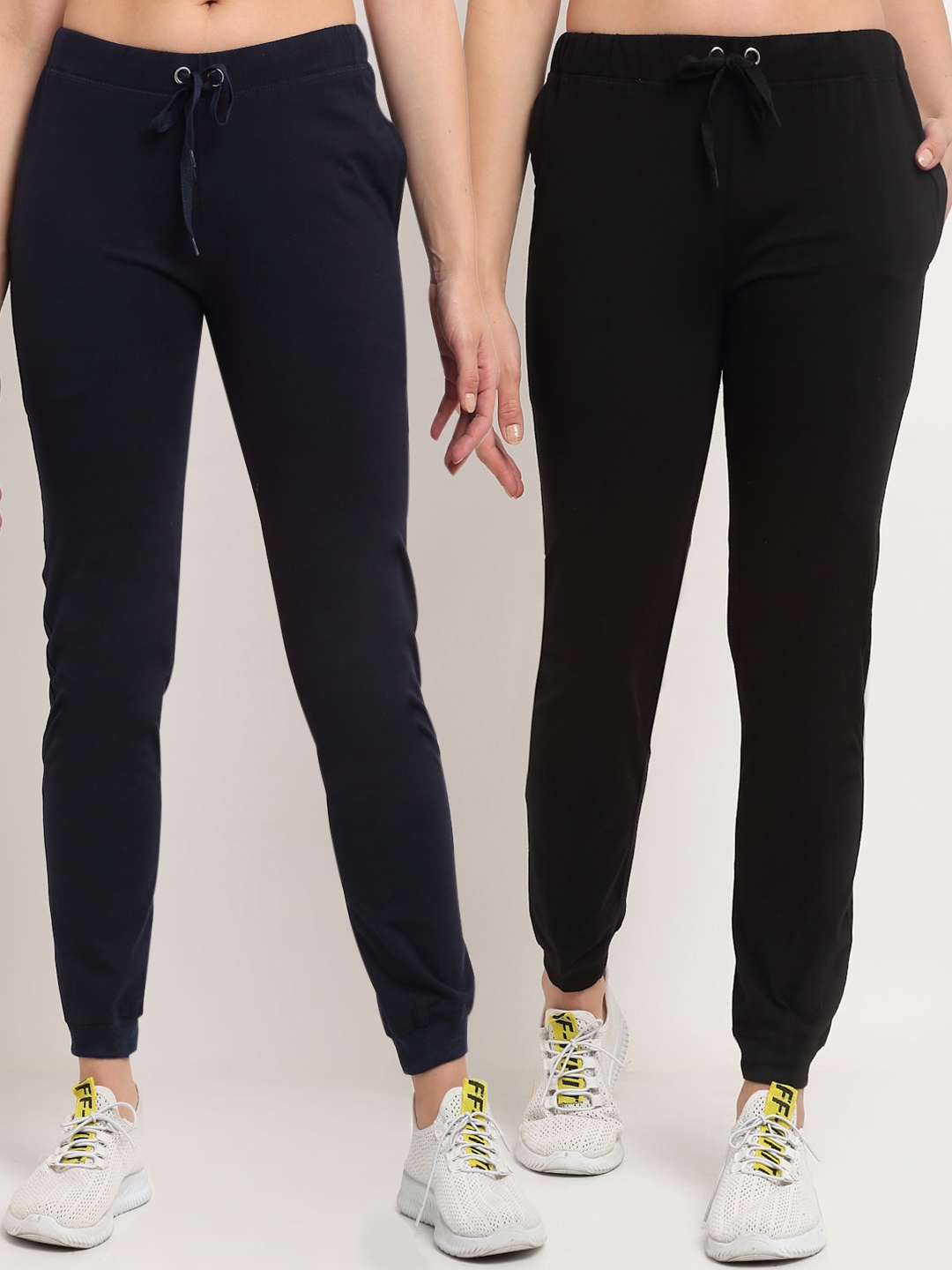 

MACK JONNEY JONNEY Women Pack Of 2 Joggers, Black