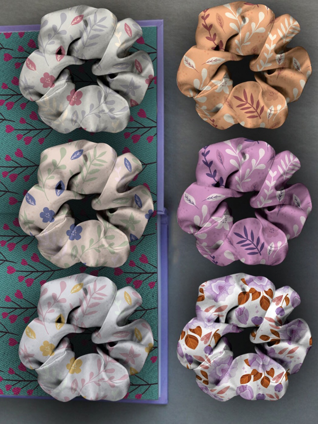 

Ferosh Women Multicoloured Set of 6 Ponytail Holders, Multi