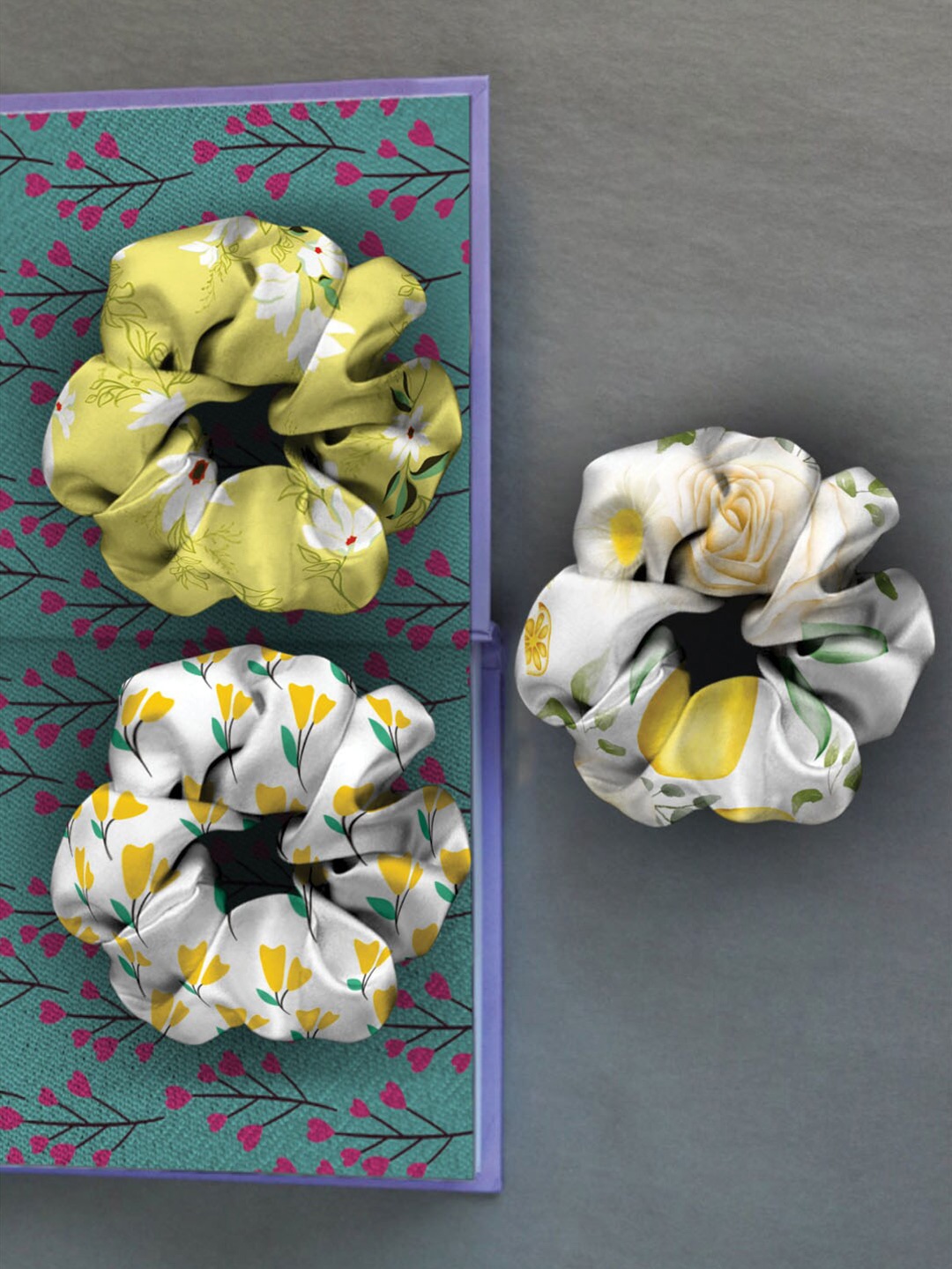 

Ferosh Women Yellow & White Pack of 3 Floral Scrunchies Ponytail Holders