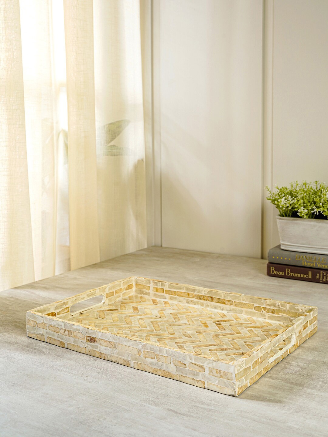 

Pure Home and Living Cream-Coloured Mother Of Pearl Chevron Tray