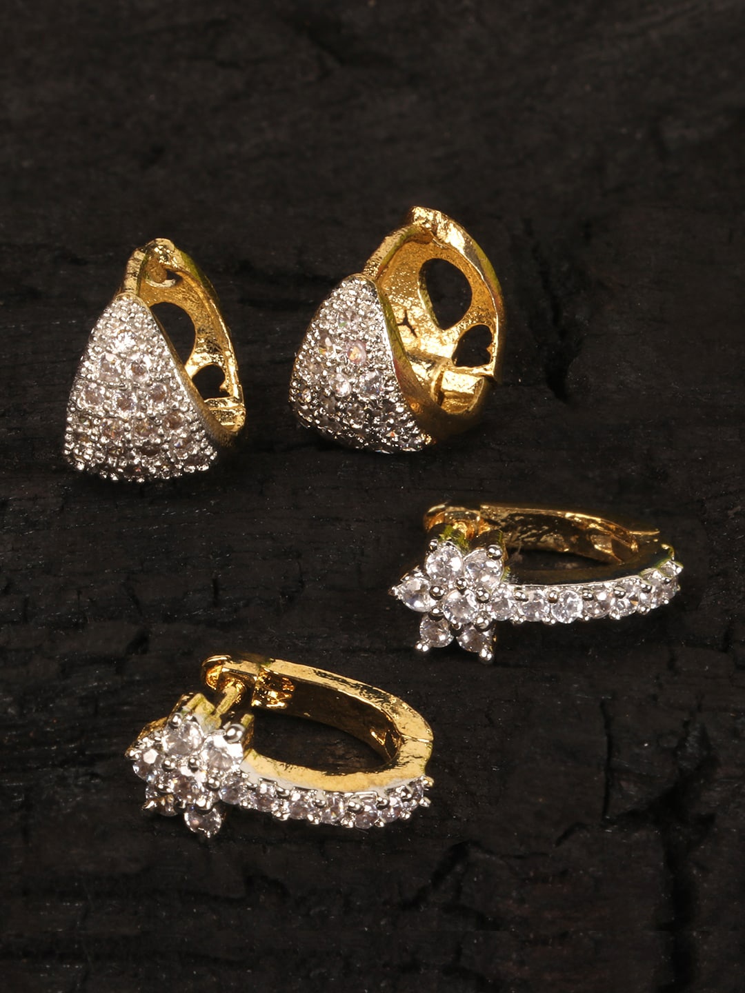 

PENNY JEWELS Set of 2 White & Gold-Plated Floral Hoop Earrings
