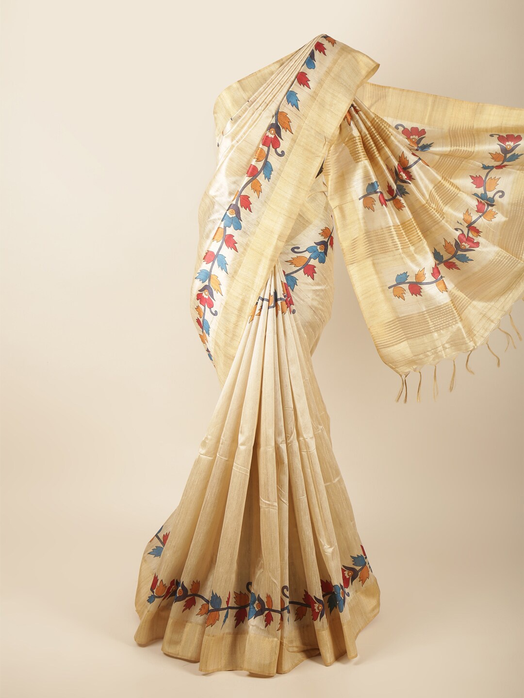 

Pothys Cream-Coloured Floral Printed Saree