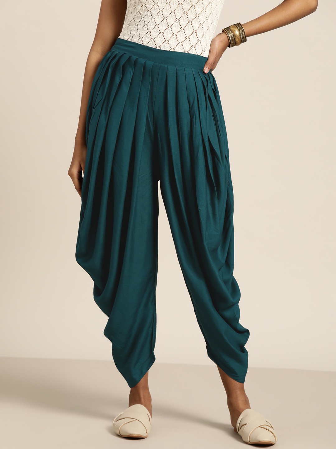 

Sangria Women Teal Green Solid Dhoti Pants
