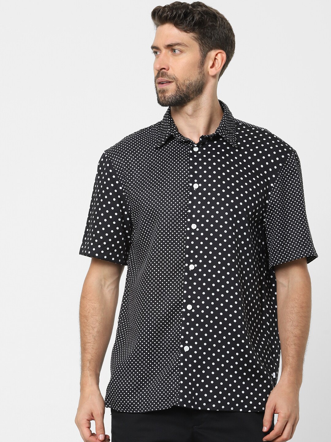 

SELECTED Men Black Printed Casual Shirt