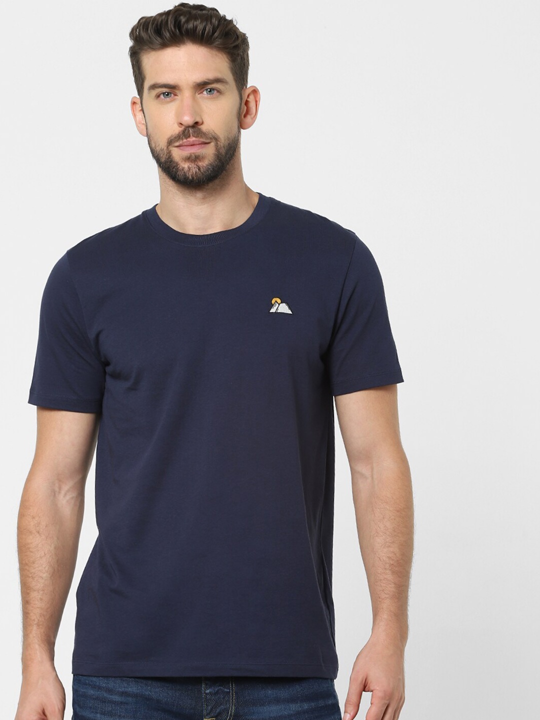 

SELECTED Men Navy Blue Solid T-shirt