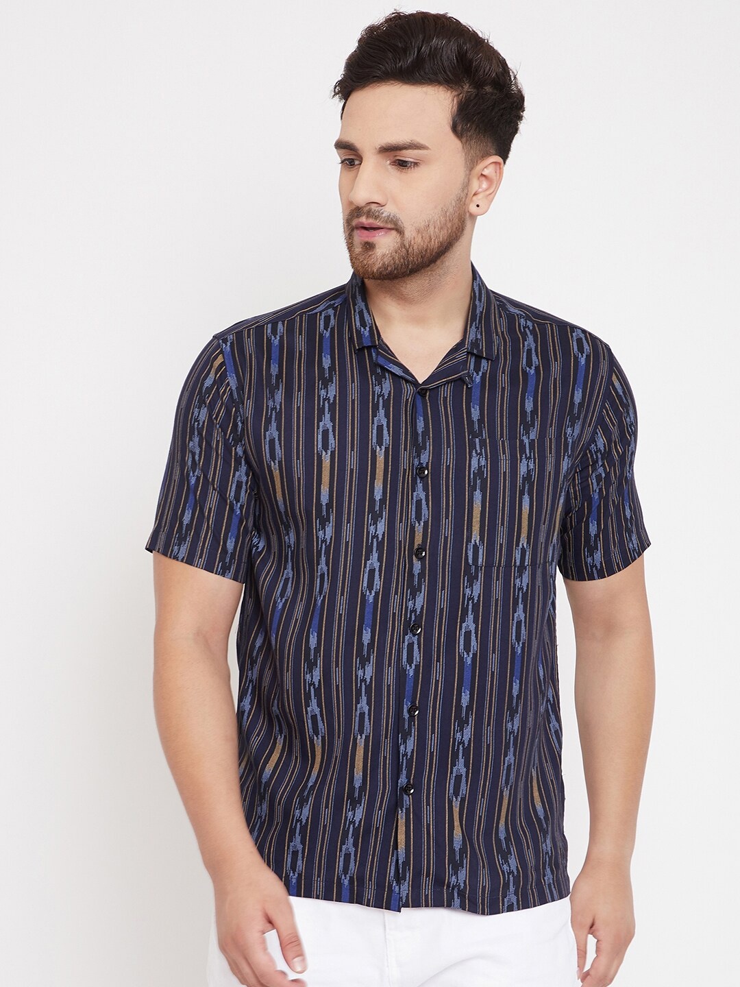 

even Men Navy Blue Slim Fit Printed Casual Shirt
