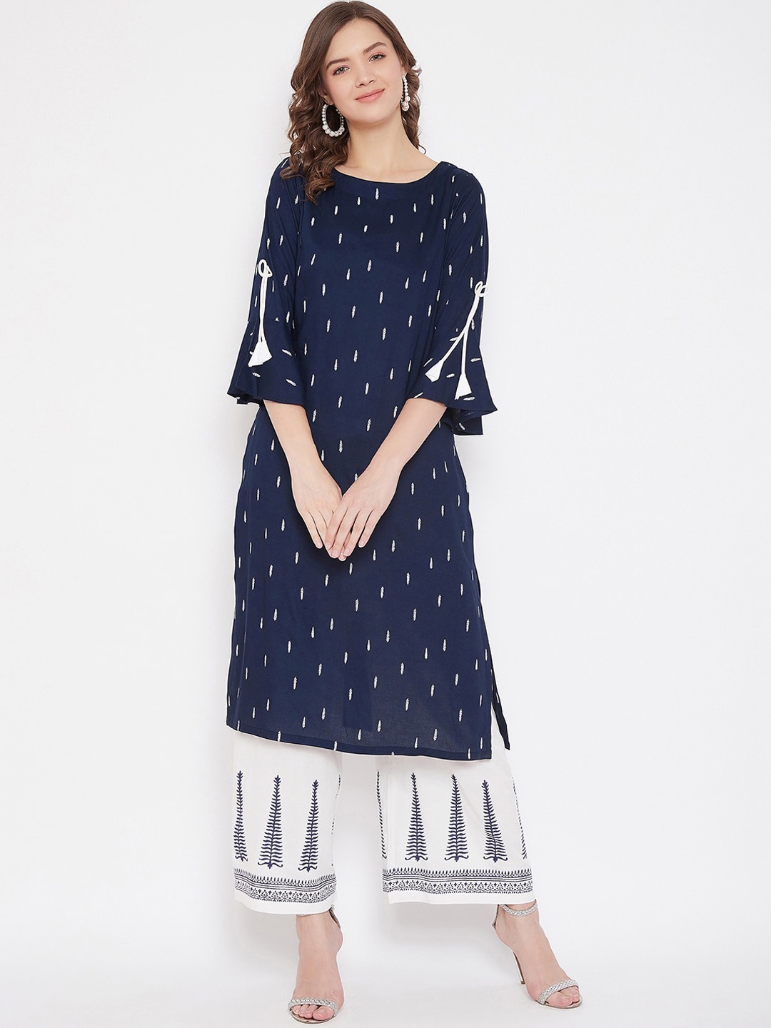 

Bitterlime Women Navy Blue & White Printed Kurta with Block Print Palazzos