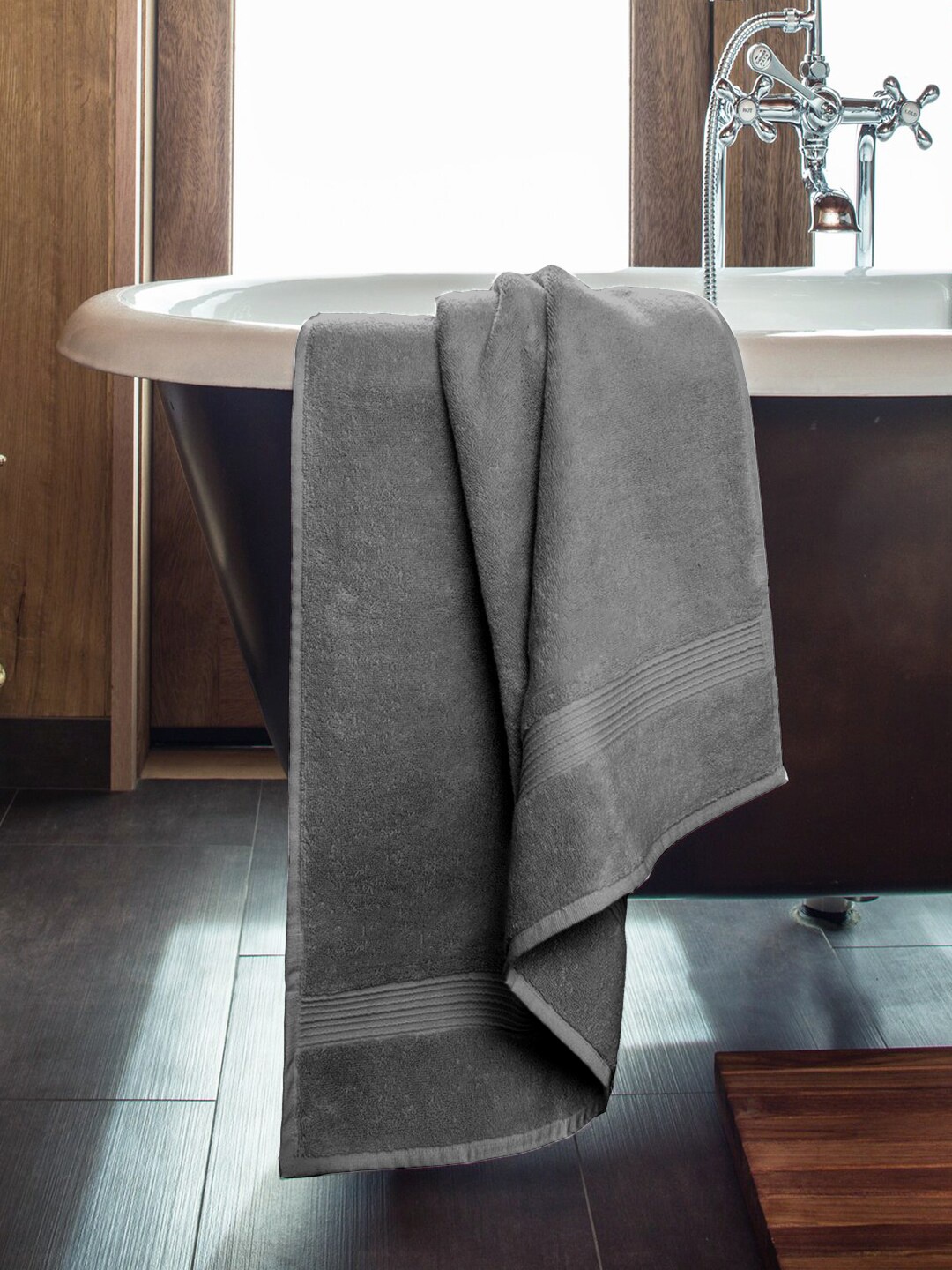 

AMOUVE Grey Solid 600 GSM Sustainable Cotton Bath Towels