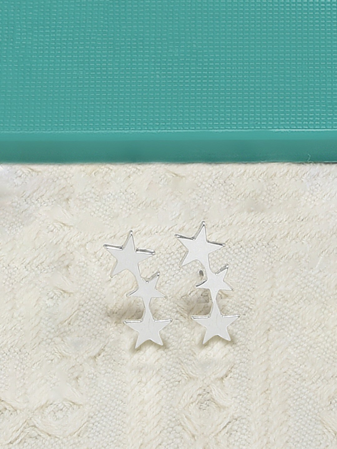 

AMI Silver-Plated Star Shaped Studs Earrings