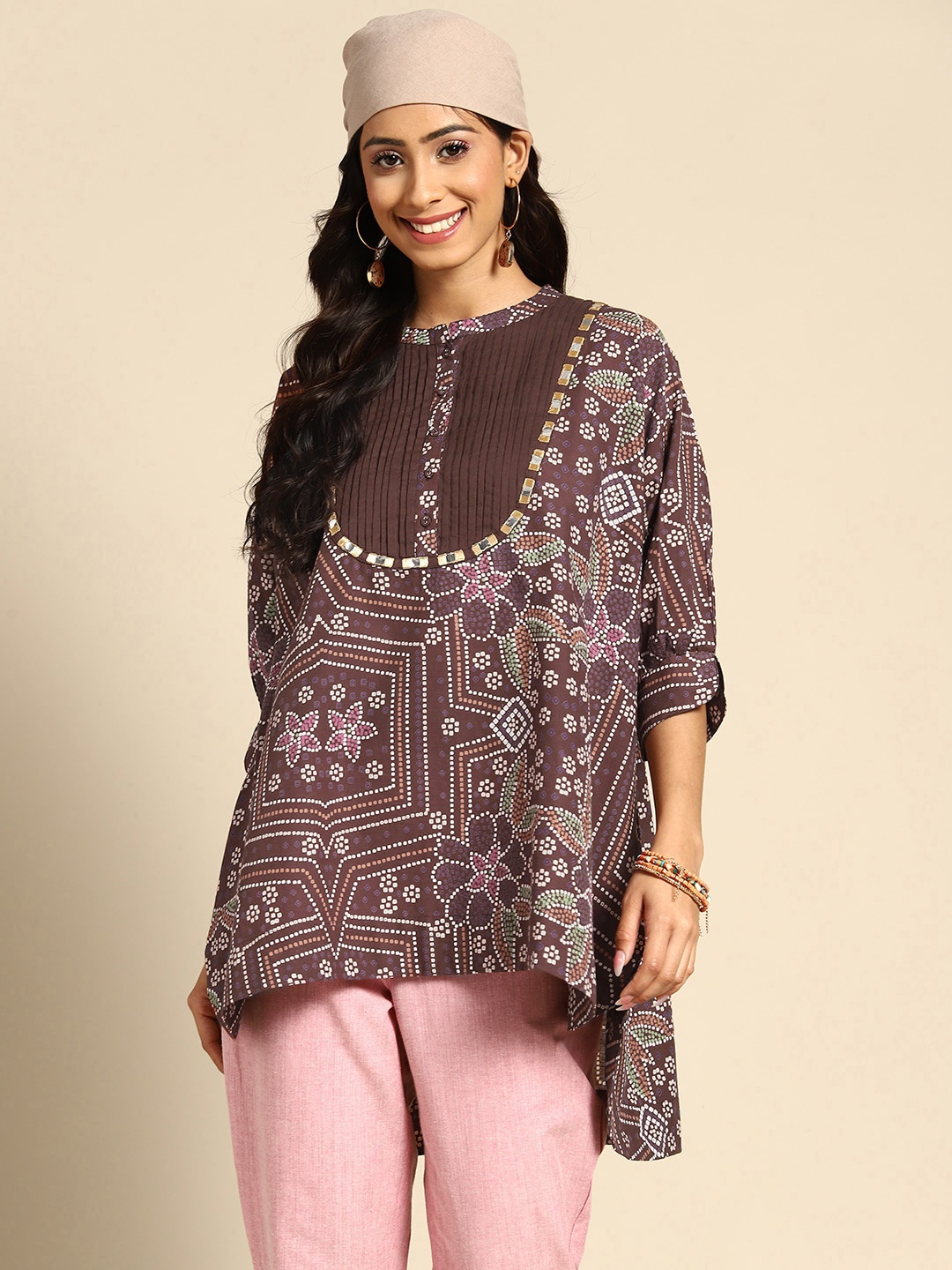 

Sangria Burgundy & White Print Top
