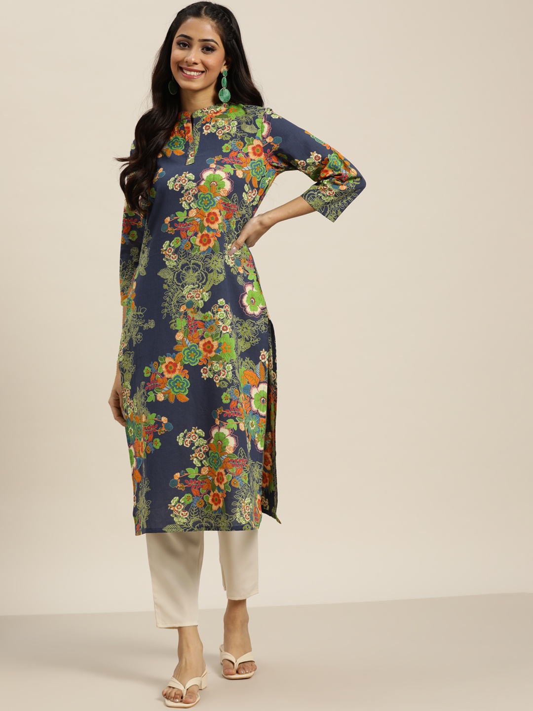 

Sangria Women Navy Blue & Green Pure Cotton Floral Printed Straight Kurta