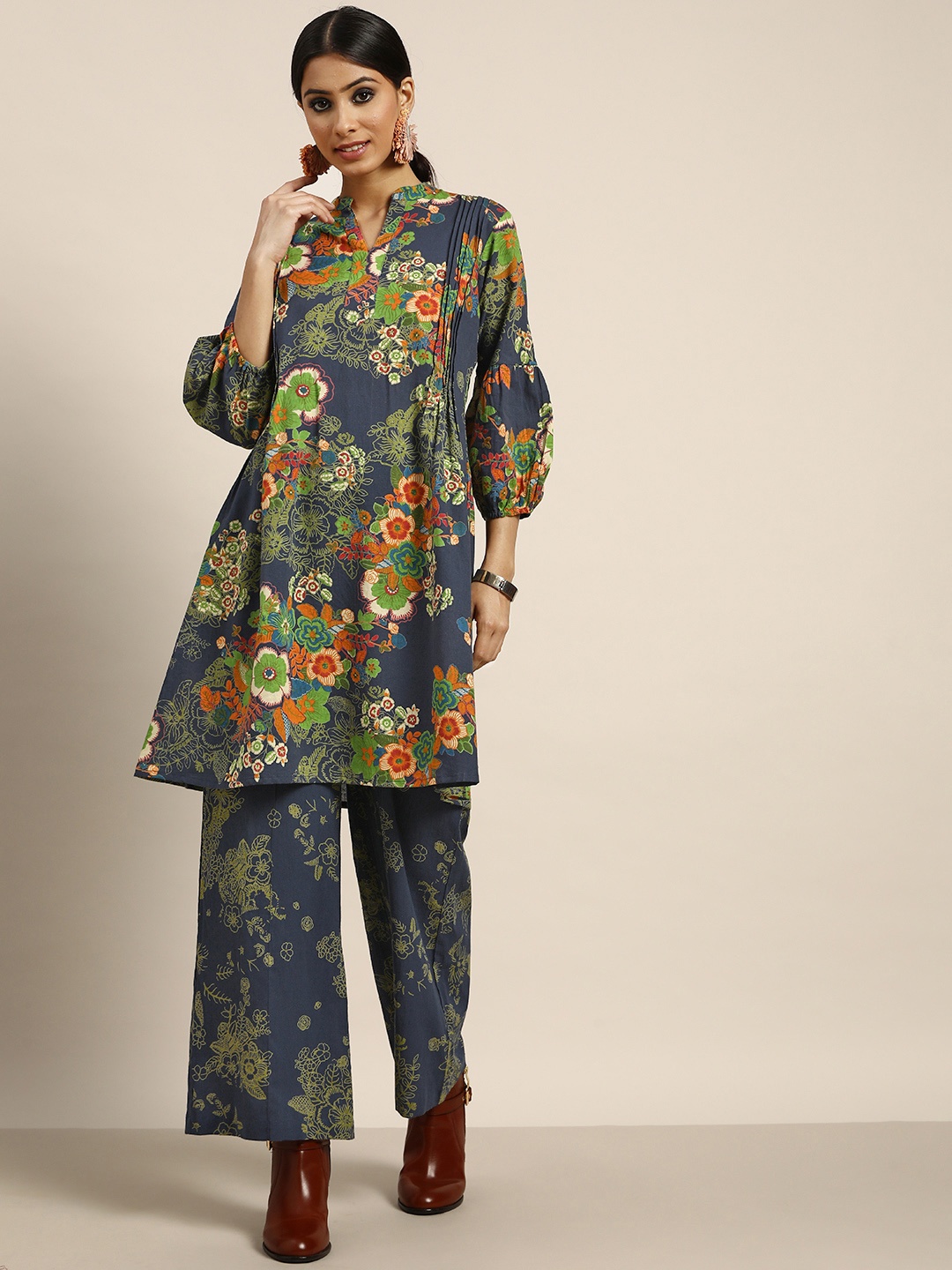 

Sangria Women Navy Blue & Red Pure Cotton Printed Kurta with Palazzos