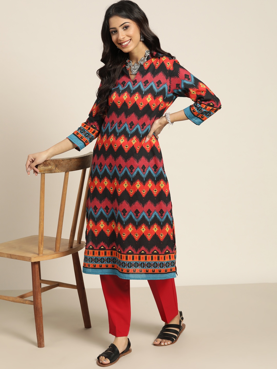 

Sangria Women Red & Black Chevron Printed Pure Cotton Kurta