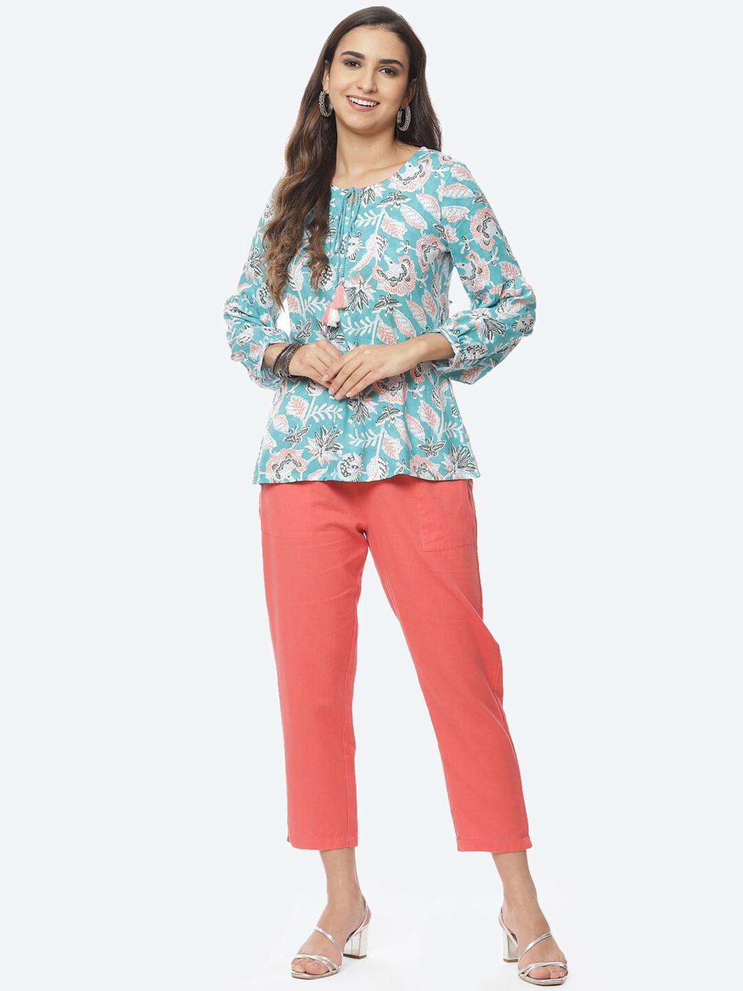 

Rangriti Turquoise Blue Floral Print Tie-Up Neck Top