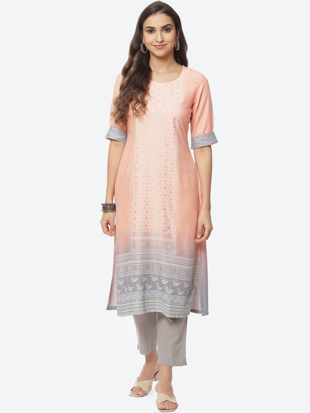 

Rangriti Women Peach-Coloured Ethnic Motifs Printed Kurta