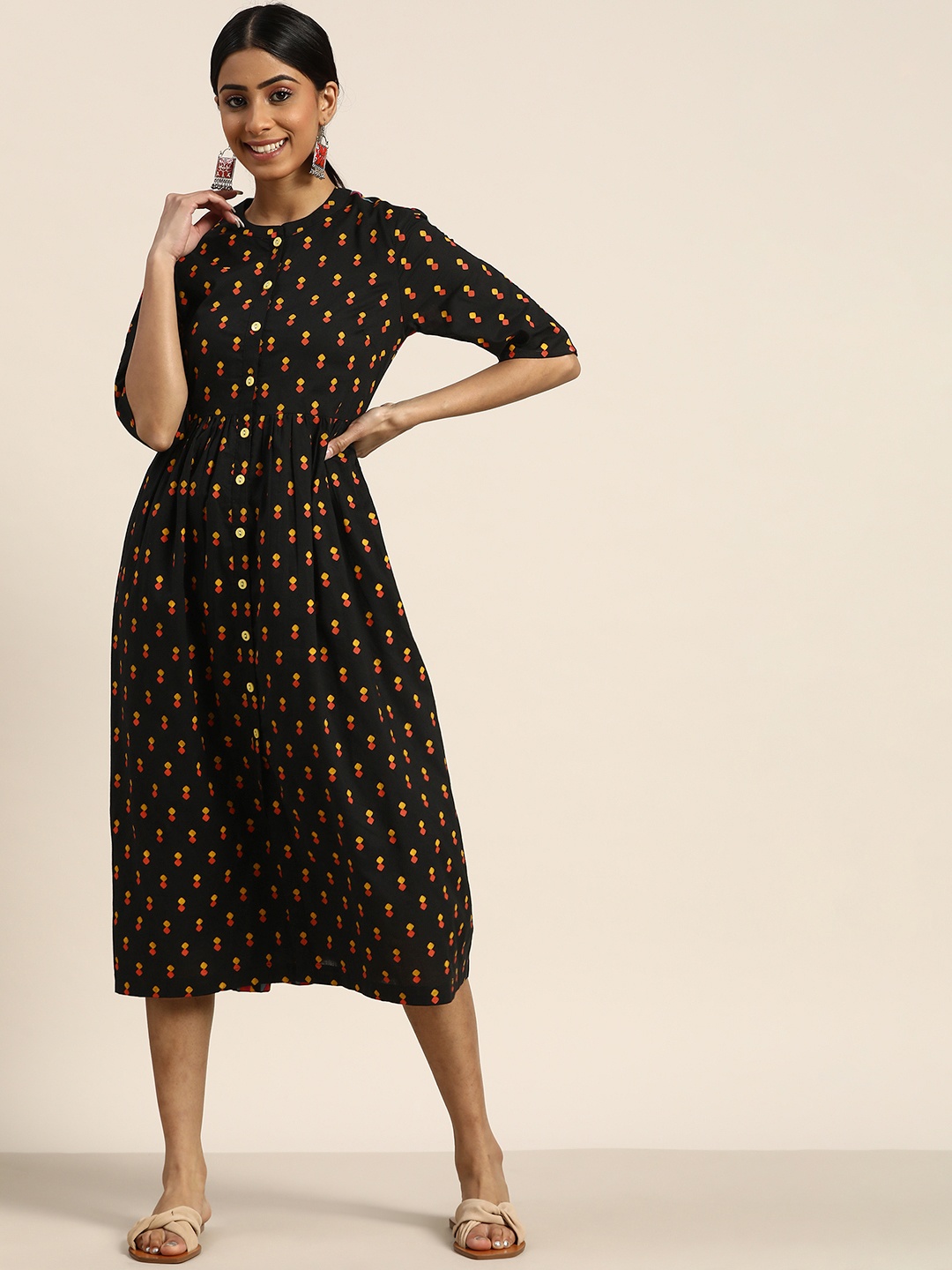 

Sangria Black & Yellow Ethnic A-Line Midi Dress