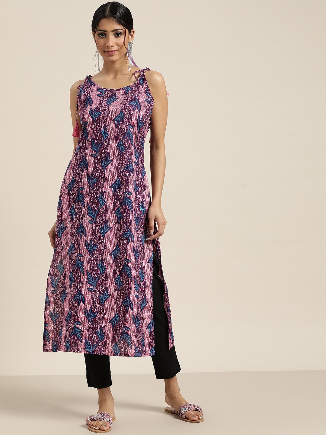 

Sangria Women Pink & Purple Ethnic Motifs Printed Kurta