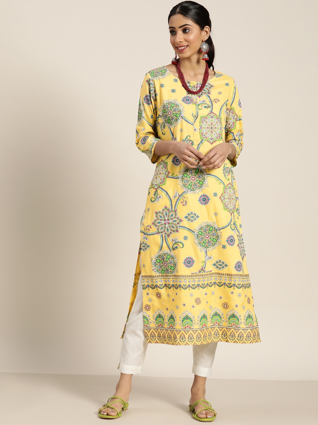 

Sangria Women Yellow & Green Ethnic Motifs Printed Kurta