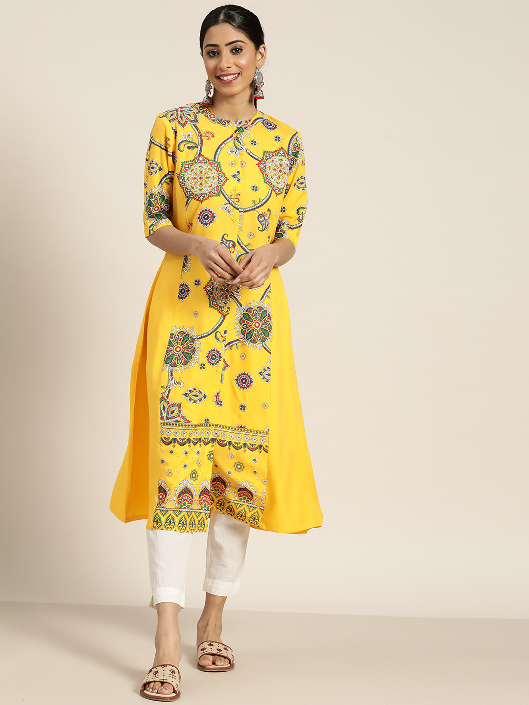 

Sangria Women Yellow & Navy Blue Ethnic Motifs Printed A-Line Kurta