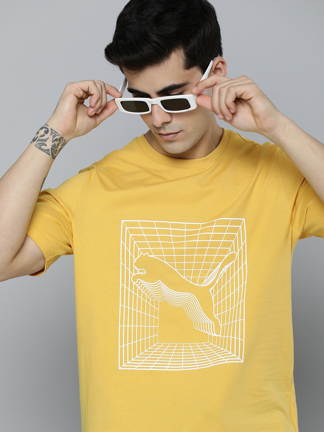 

Puma Men Yellow & White Cat Graphic Printed T-shirt