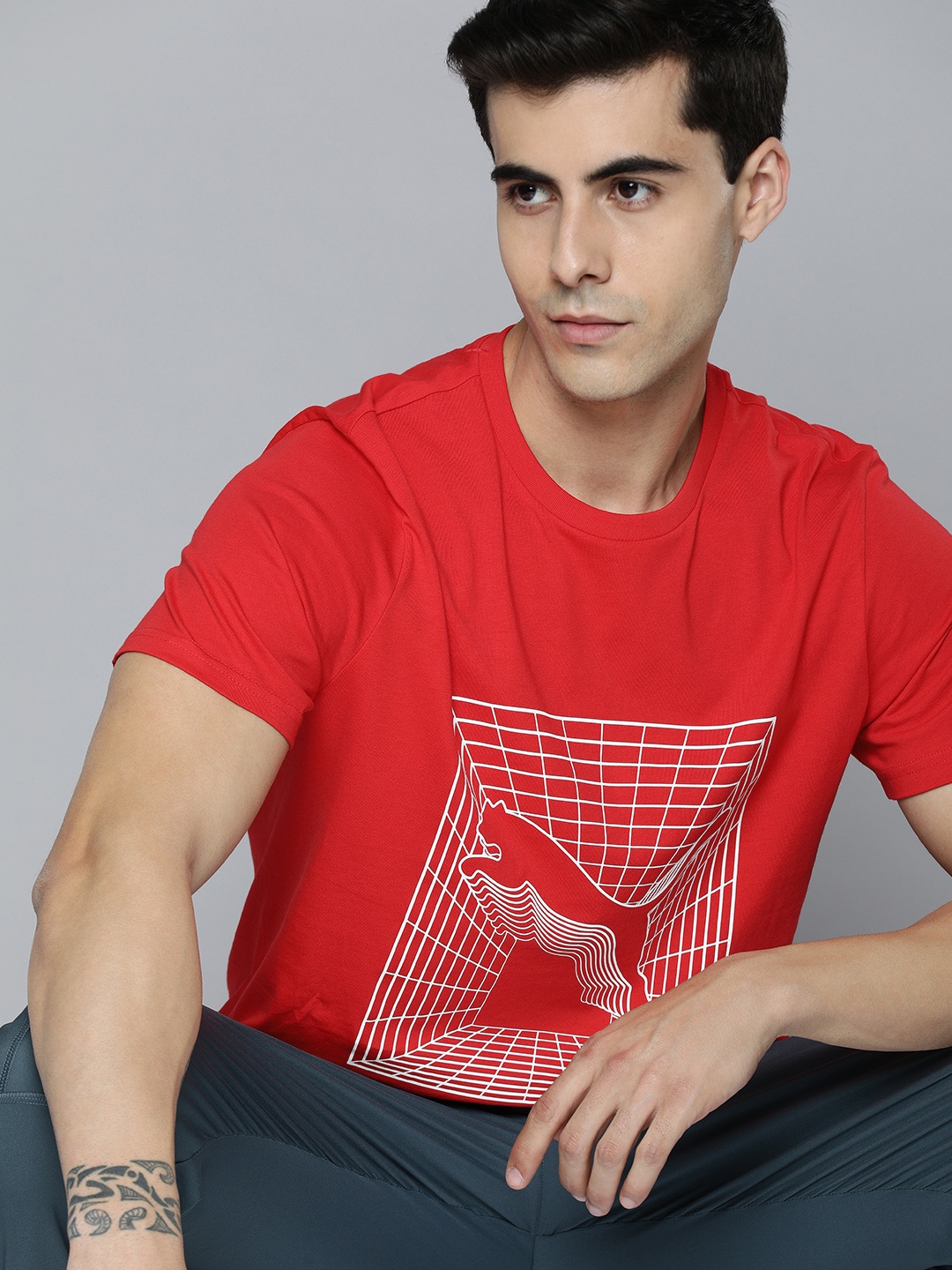 

Puma Men Red & White Cat Graphic Printed T-shirt