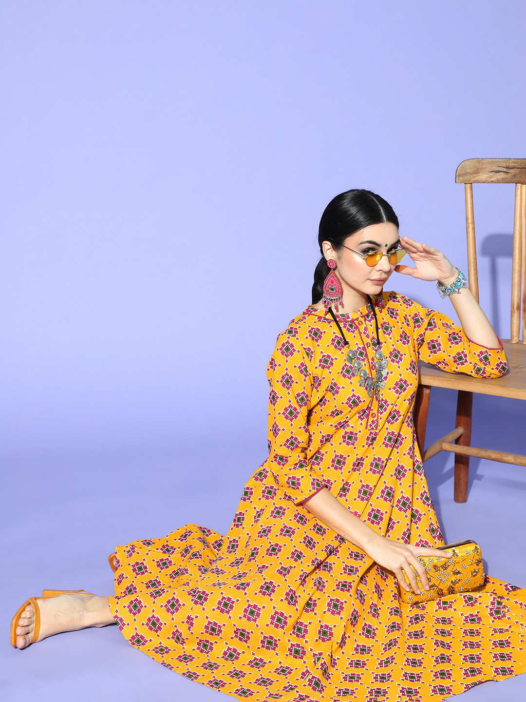 

Sangria Women Mustard Yellow & Pink Pure Cotton Ethnic Motifs Printed Kurta