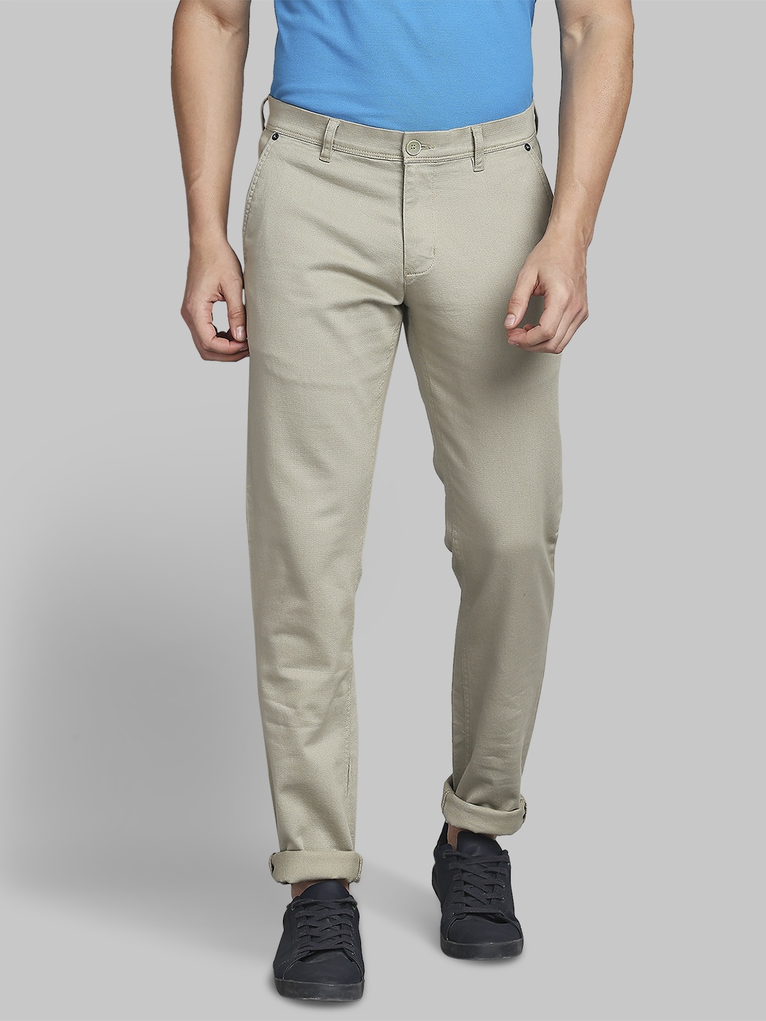 

Parx Men Textured Tapered Fit Mid-Rise Trousers, Green