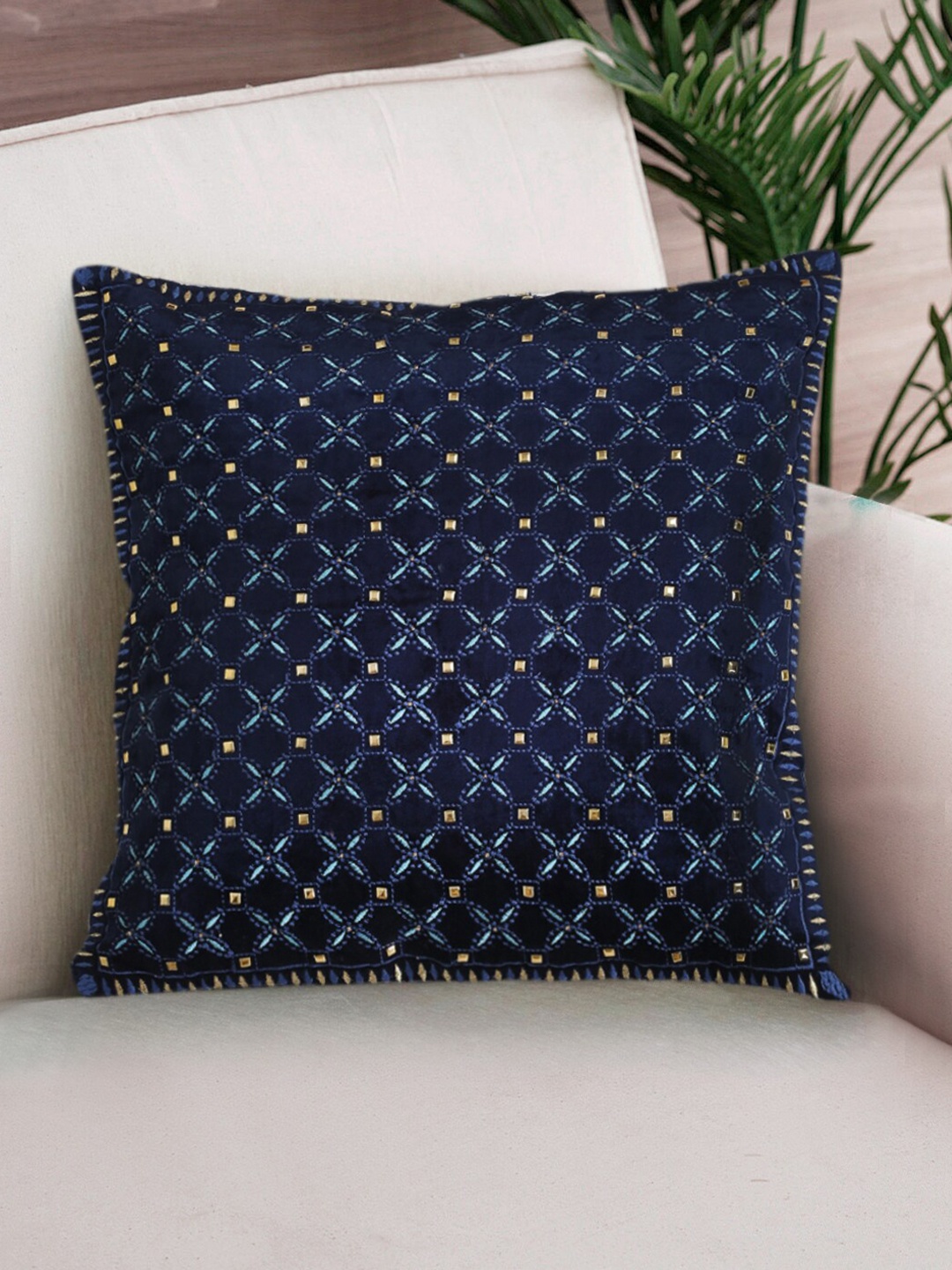 

NISRAG HOME Blue Geometric Velvet Square Cushion Covers