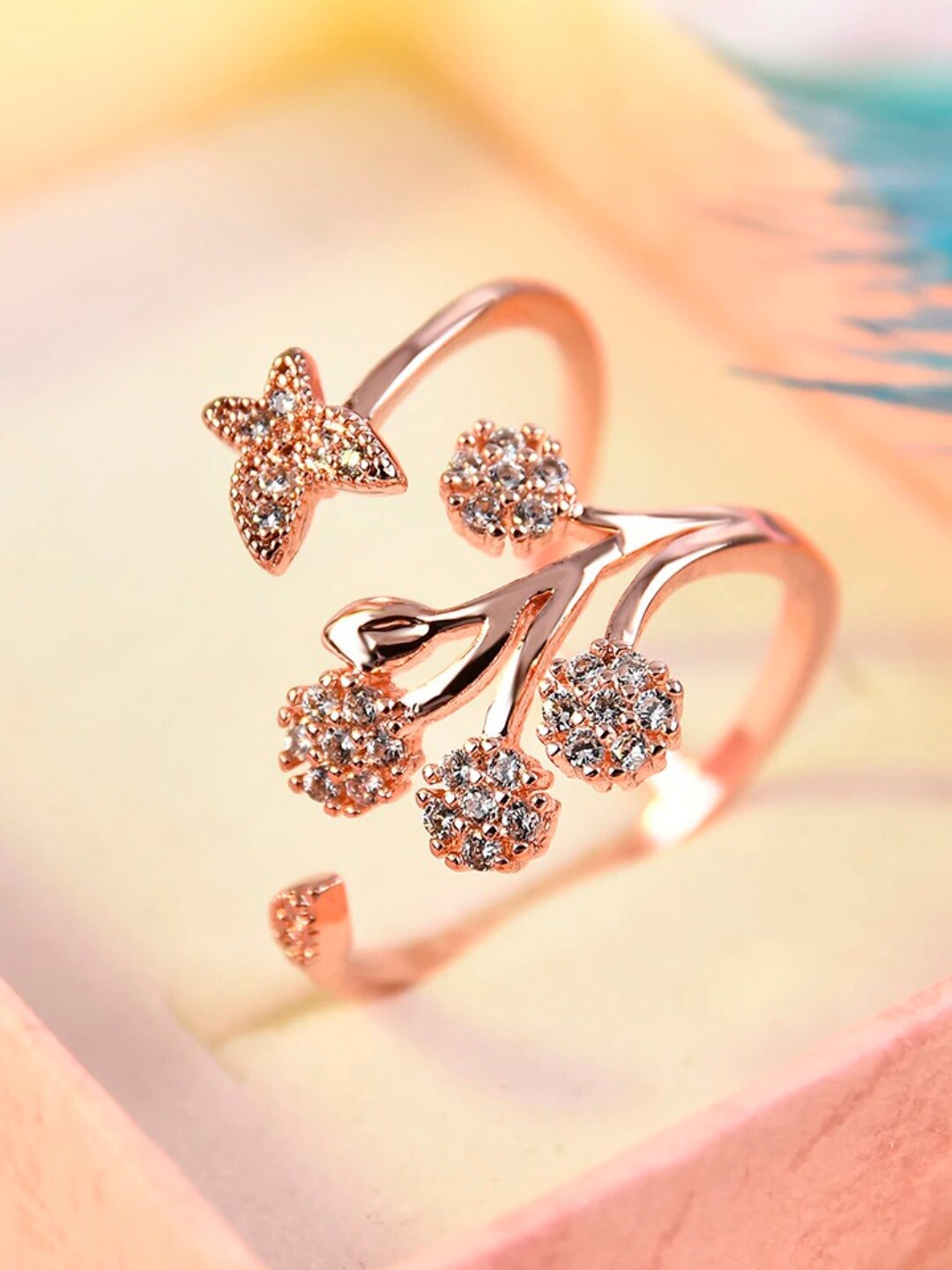 

OOMPH Rose Gold-Plated White CZ-Studded Finger Ring
