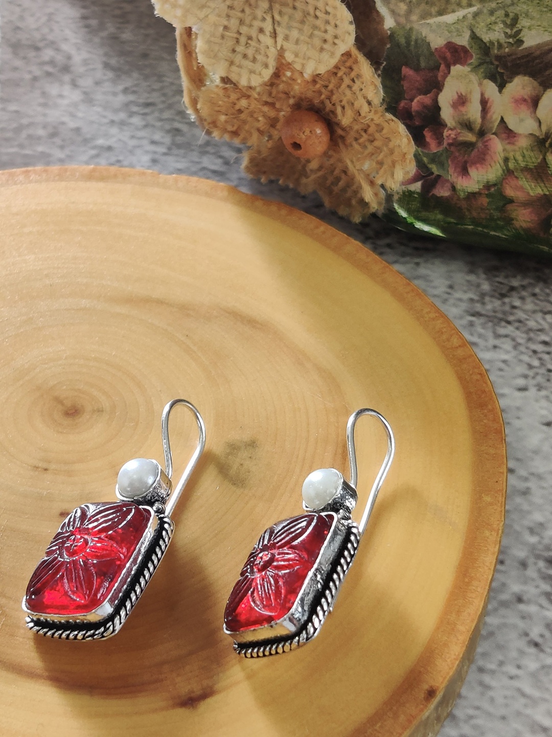 

EL REGALO Red Geometric Drop Earrings