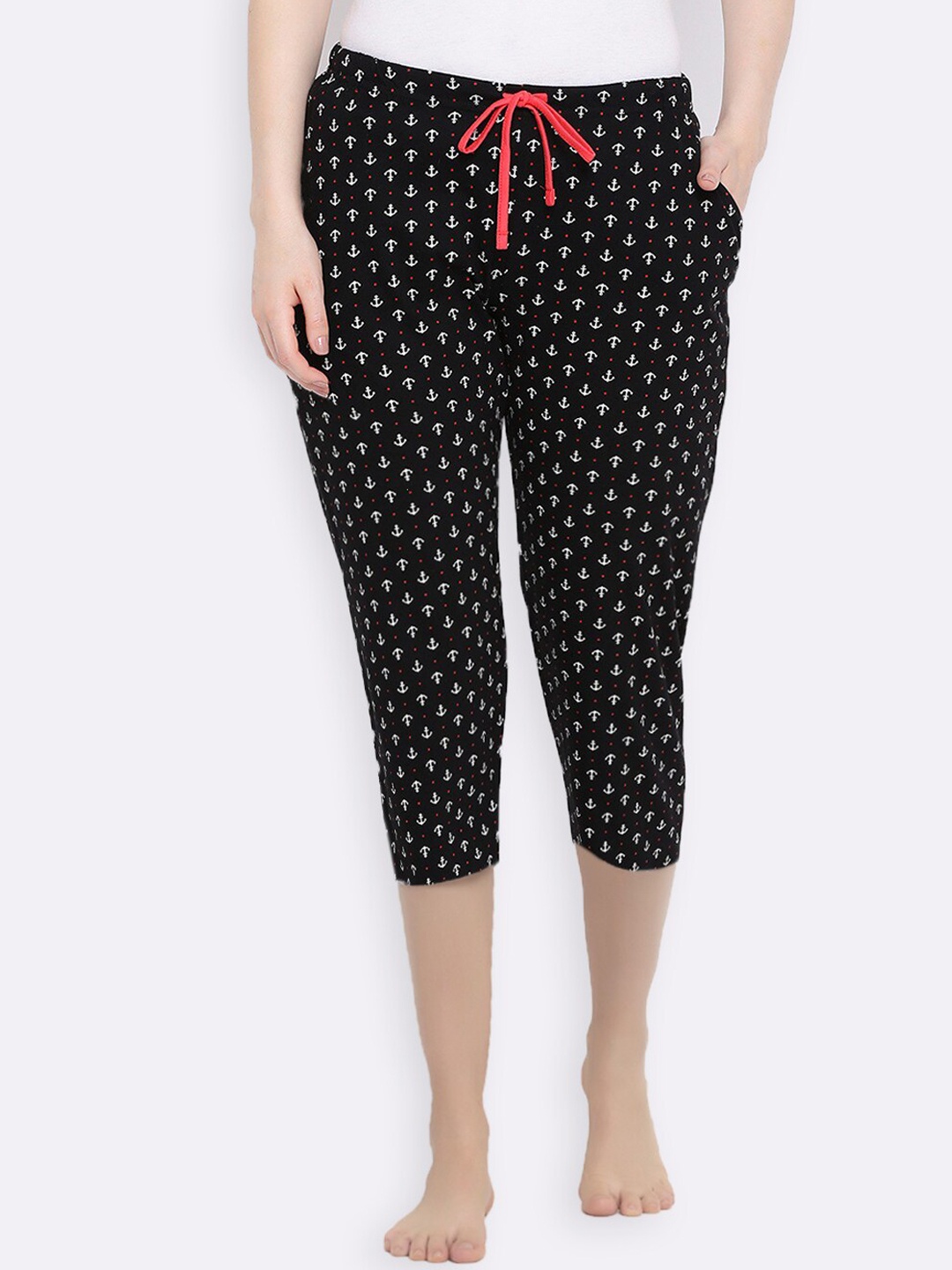 

Kanvin Women Black & White Printed Pure Cotton Lounge Pants