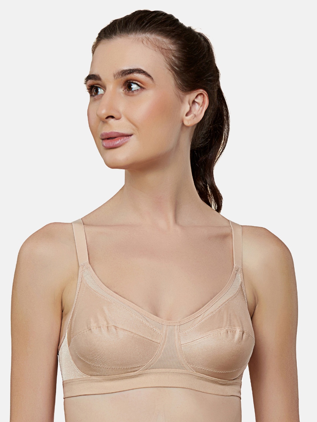 

Triumph Triaction 64 Wireless Non Padded Low Intensity Sports Bra, Beige