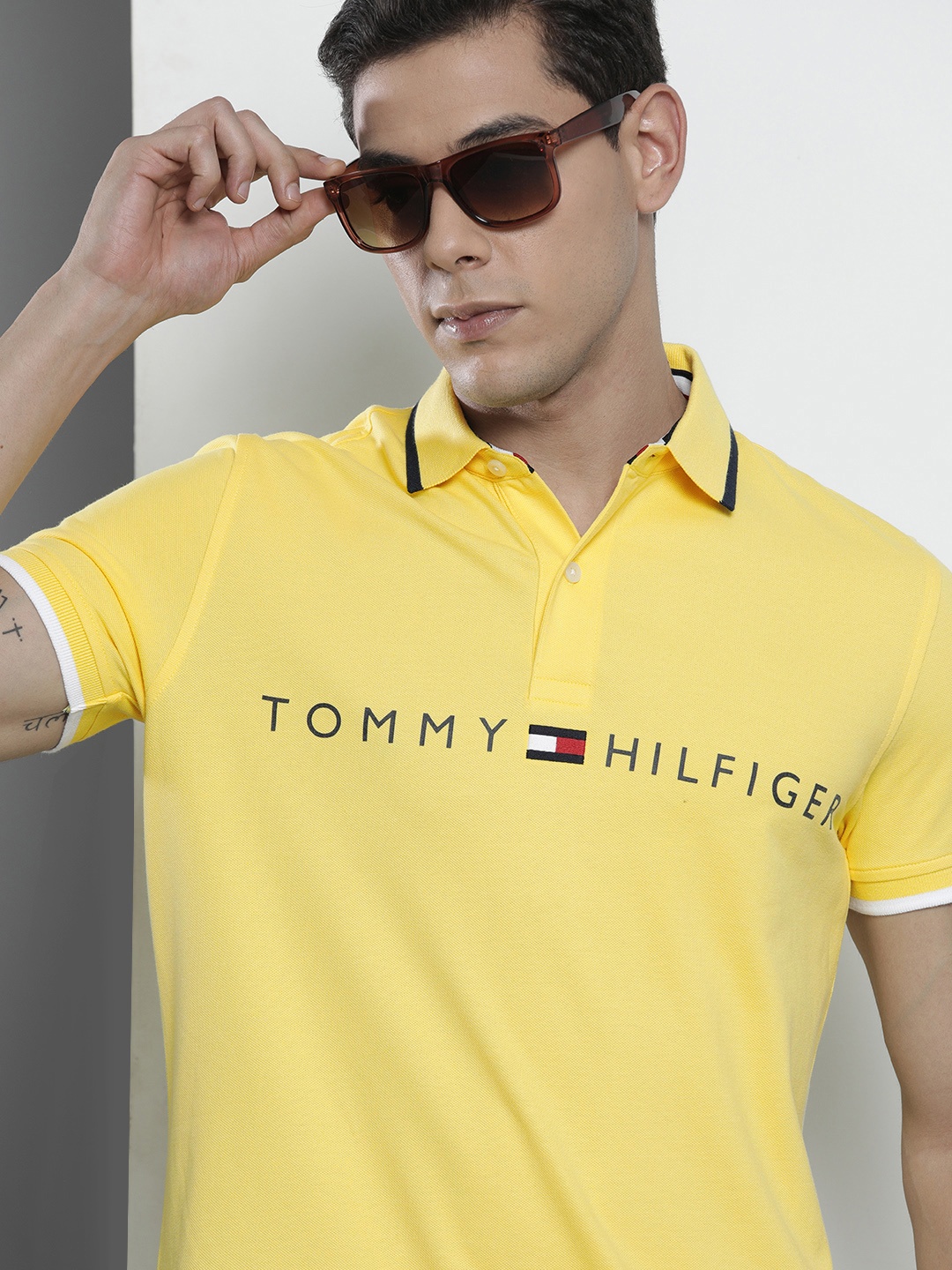 

Tommy Hilfiger Men Yellow & Grey Printed Polo Collar Slim Fit T-shirt