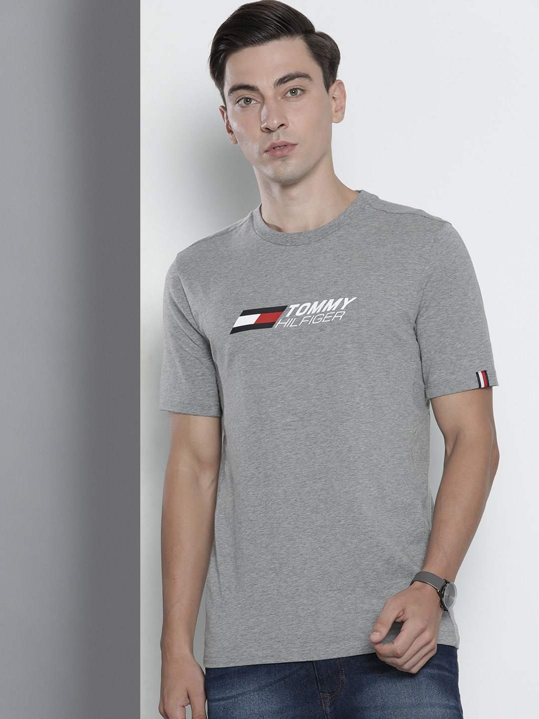 

Tommy Hilfiger Men Grey Melange Brand Logo Printed Applique T-shirt