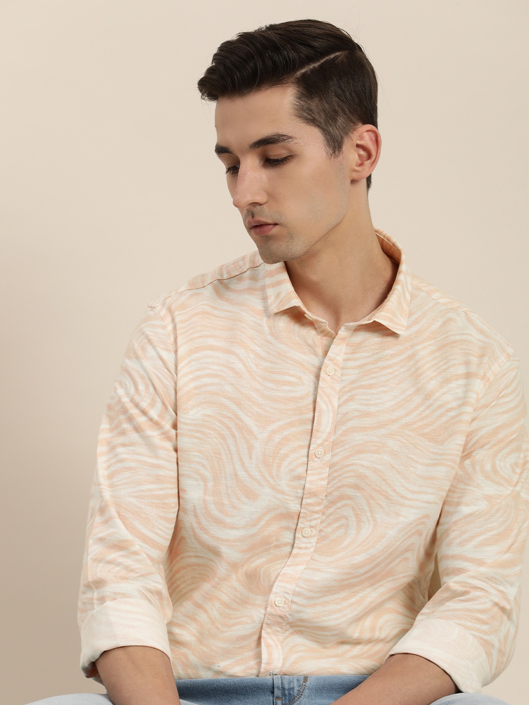 

ether Men Cream-Coloured & Peach- Coloured Printed Cotton Linen Shirt